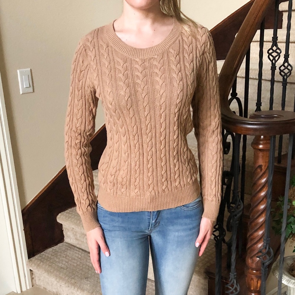 H&M basics tan cable knit sweater size small